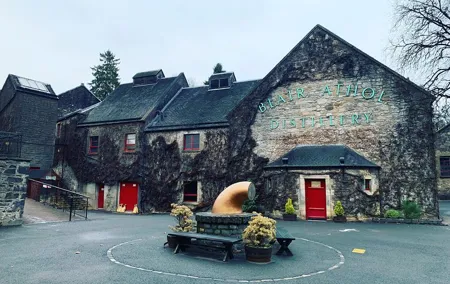 Highlands Whisky Lovers Tour of Oldest and Highest Distilleries from Edinburgh