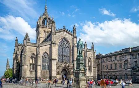St Giles' Cathedral and Edinburgh Old Town Private Tour