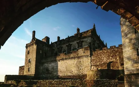 Private Tour Stirling Castle + Whiskey Distillery