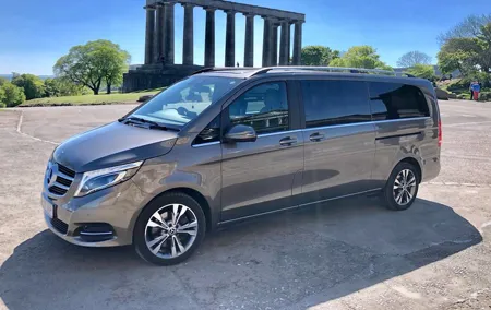 Private Arrival Transfer: Edinburgh Airport to City Hotel