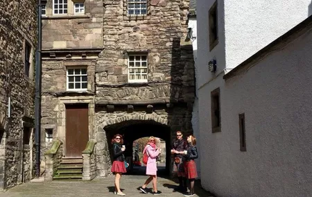 Outlander Walking Tour of Edinburgh's Old Town