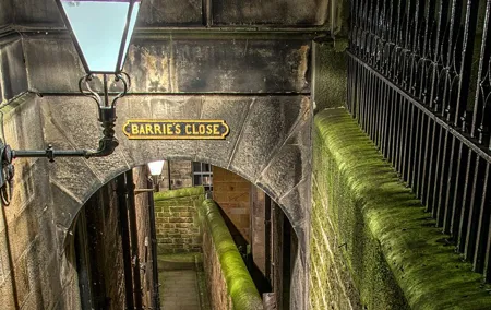 Edinburg 2Hour Nighttime Ghost Tour Spanish Guided Tour