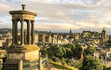 Amitylux Best of Private Edinburgh Walking Tour-3 Hours