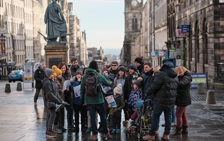 Private Edinburgh Family Walking Tour