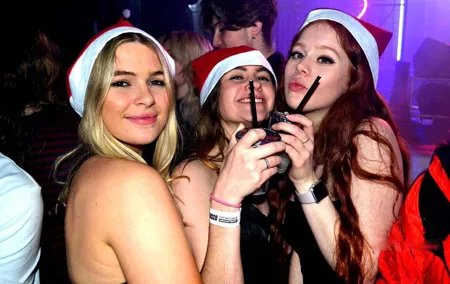 Edinburgh Christmas Bar Crawl