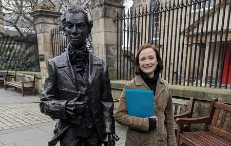 Private Walking Tour: Edinburgh Canongate and Royal Mile