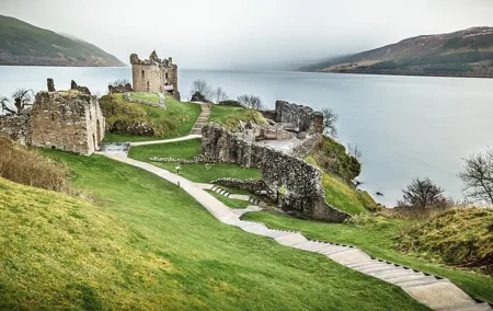 Private Loch Ness and Highlands Tour from Edinburgh