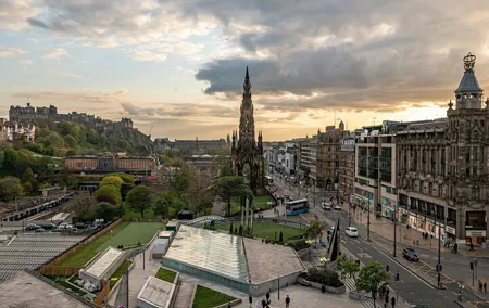 Edinburgh City Highlights 5-Hour Tour