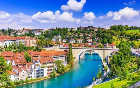 Bern Highlights and Hidden Gems Walking Tour With A Guide