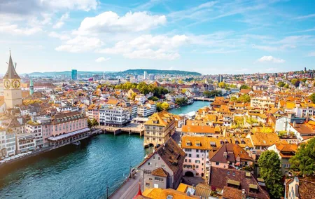 Private transfer from Bern to Zurich, 2h Stop in Solothurn