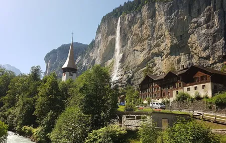 Bern to Lauterbrunnen and Mürren Small Group Alpine Day Trip