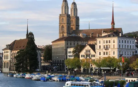 Zurich Walking Tour With Cruise and Aerial Cable Car
