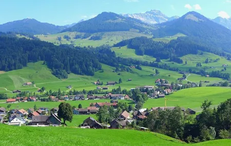 Appenzell, Laderach, Liechtenstein & Vaduz Day Trip from Zürich