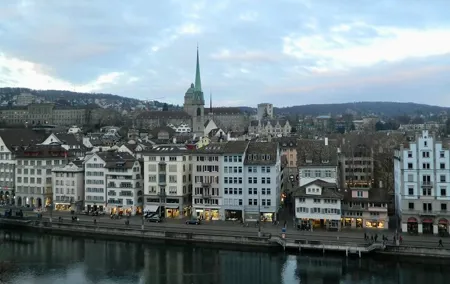 Zurich Private Walking Tour with a Local