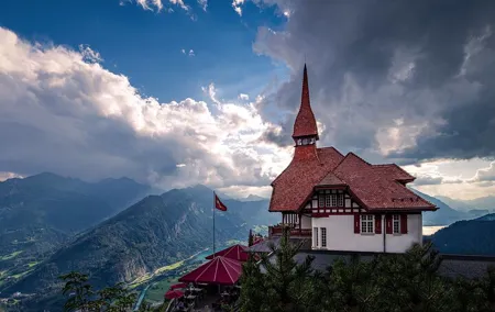 Zurich: Interlaken & Harder Kulm Small Group Tour