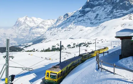 Daytrip to Jungfraujoch Top of Europe with EigerExpress Gondola Ride from Zürich