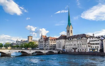 Zurich Sightseeing Walking City Tour