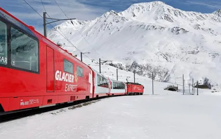 Glacier Express Panoramic Train Round Trip from Zürich With Private Guide