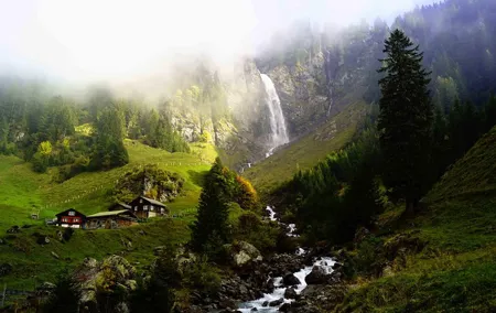 Natural Wonders of Switzerland: Private Day Tour from Zurich