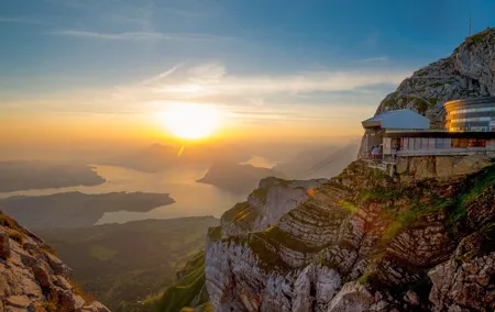 Zurich: Small Group Mount Pilatus Golden Day Trip