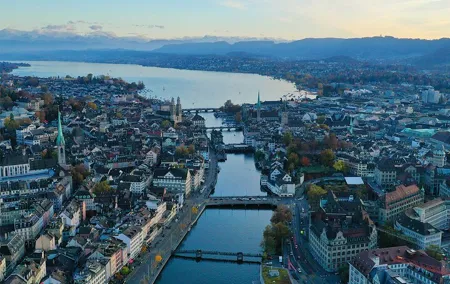 Full-Day Private Zurich Sightseeing Tour and Chocolate Tasting