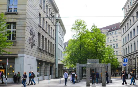 Discover the Zurich Banking Scene with a Local