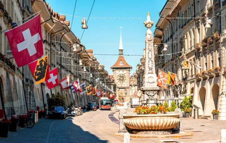 Private transfer from Zurich to Bern with a 2h Sightseeing stop