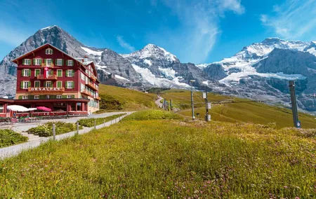 Grindelwald & Lauterbrunnen Private Day Trip from Zurich