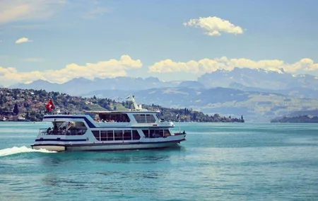 Introductory Walking Tour Of Zurich Including a 90 Min Lake Cruise