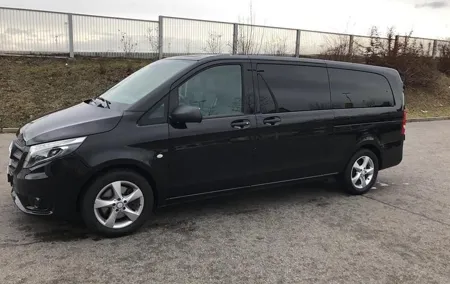 Premium Transfer from Zürich Airport to Zurich city or Zürich city to Airport