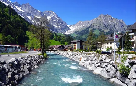 Private Car Tour to Mount Titlis, Engelberg & Lucerne from Zurich