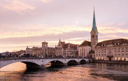 Zurich Private Walking Tour: Switzerland Heart