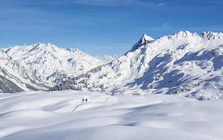 Private direct transfer in the Alps from Zurich to Innsbruck
