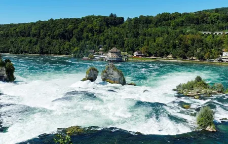 Private Round Trip from Zurich to Rhine Falls and two villages