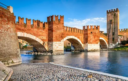 Private transfer from Zurich to Verona with 2h stop in Lugano