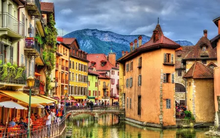 Private Trip from Geneva to Annecy in France