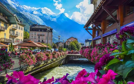 Private Trip from Geneva to Swiss Riviera Montreux & Chamonix