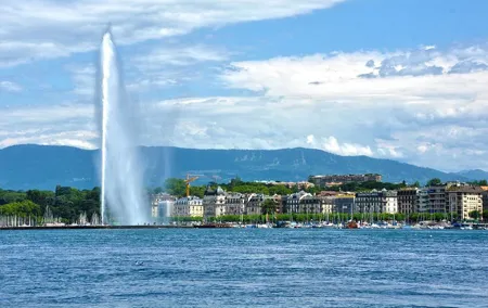 Geneva Private Walking Tour with a Professional Guide