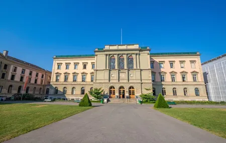 Architectural Geneva: Private Tour with a Local Expert