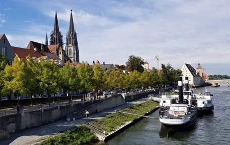 Private Transfer from Regensburg to Prague
