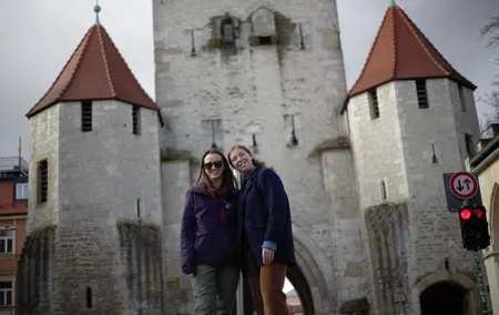 Architecture Tour & Photoshoot Through Centuries of Altstadt