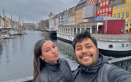 2-Hour Private City Walking Tour with a Canal Tour ticket