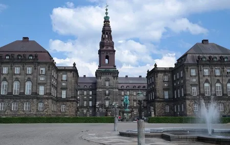 The Murder by Christiansborg Palace: Interactive Mystery Hunt
