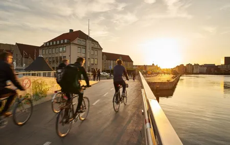 Copenhagen Hidden Gems PhotoWalk tour - Christianshavn & Houseboats