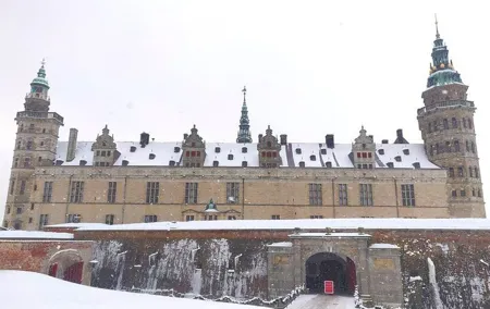 Christmas Marked at Kronborg Castle & Frederikborg Palace