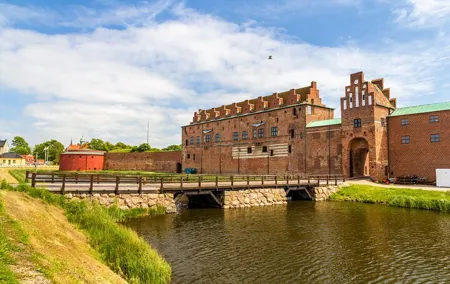 Copenhagen private Day Trip to Malmo Old Town and Castle