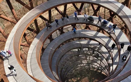 Private Forest and Glass Art Tour Include Lunch