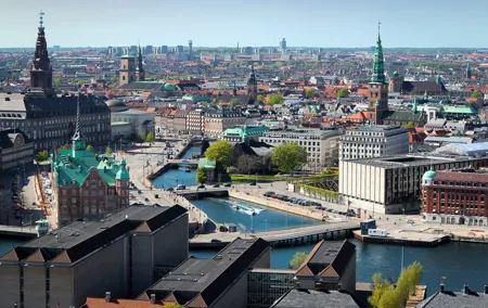 Private 6 Hours Copenhagen and Coastal Village Tour