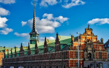 Private Guided 4-Hour Walking Tour in Copenhagen