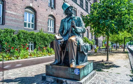 Copenhagen: H.C. Andersen Walking Tour with Local Guide